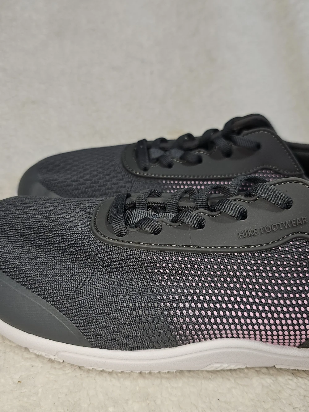 Hike Footwear new without